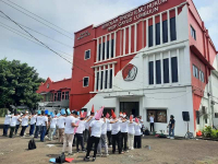 Nomor 10